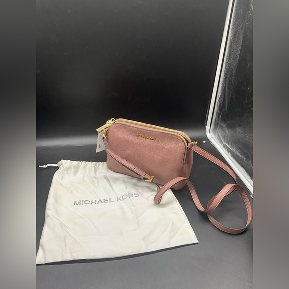 Michael Kors Crossbody Purse - Picture 2 of 15